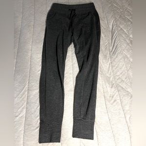 Women’s Workout Fitted Sweats - Gray